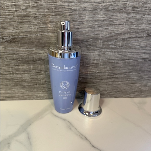 Dermalactives Purifying Cleansing Gel - Picture 4 of 5
